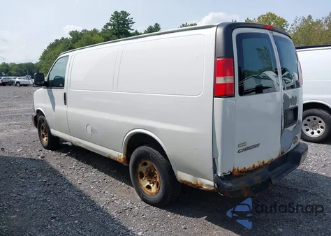 2010 Chevrolet Express 2500 Work Van из США, поврежденный, VIN 1GCZGFBG1A1126735